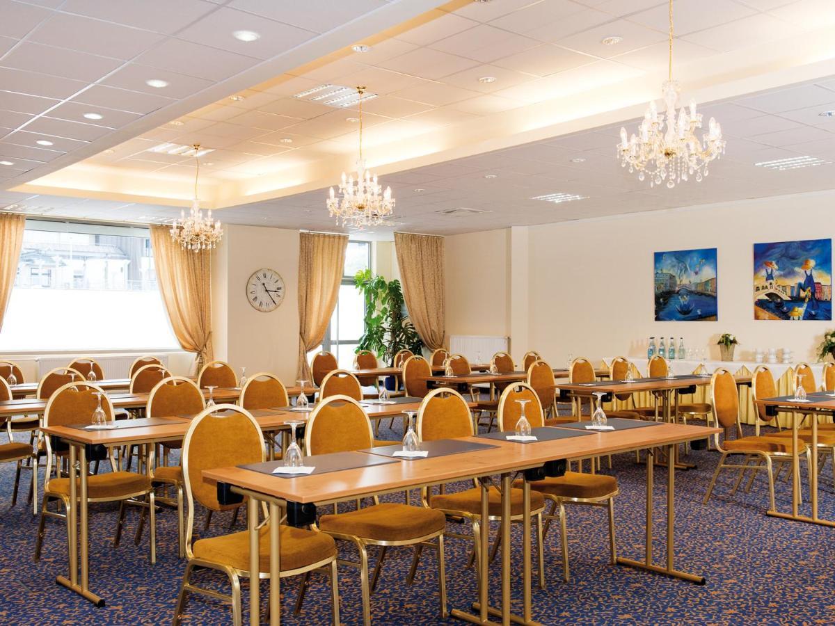 Victor's Residenz-Hotel Saarlouis Buitenkant foto