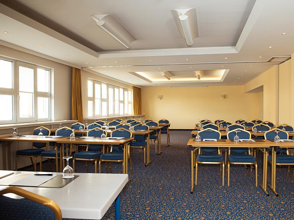 Victor's Residenz-Hotel Saarlouis Buitenkant foto