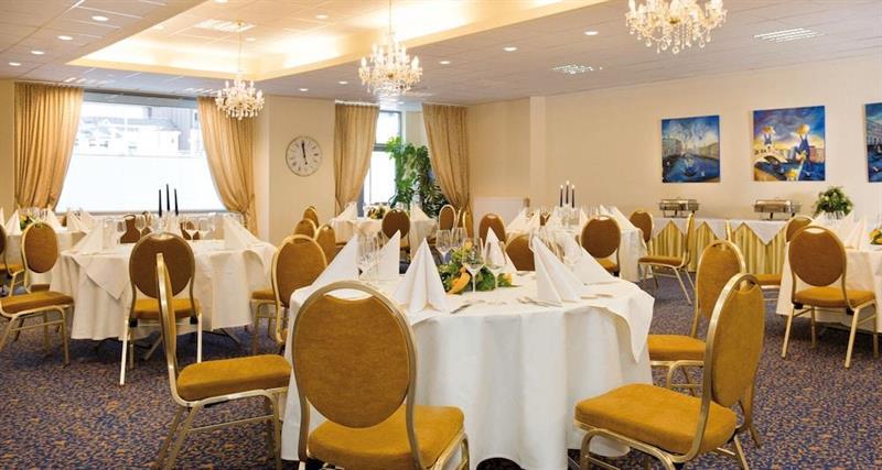 Victor's Residenz-Hotel Saarlouis Buitenkant foto
